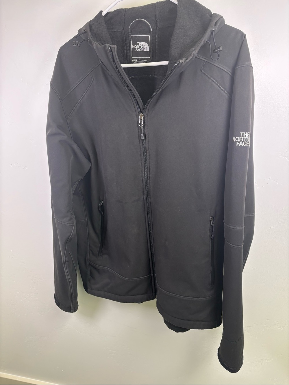 THE NORTH FACE JACKET HOODIE APEX ANDROID 2   MEN LARGE   BLACK (not gray)